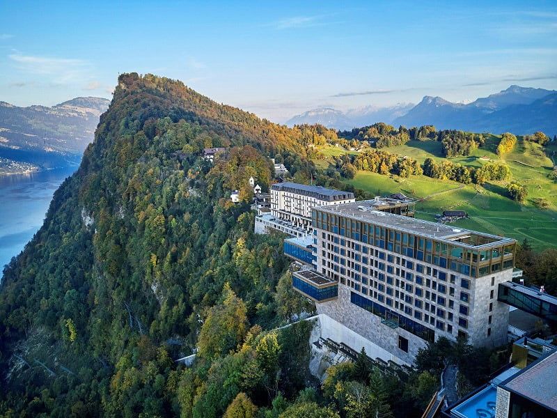 فندق بورغنستوك ومنتجعه الصحي في جبال الألب، جوهرة نقية في سويسرا – Luxe Wellness Club