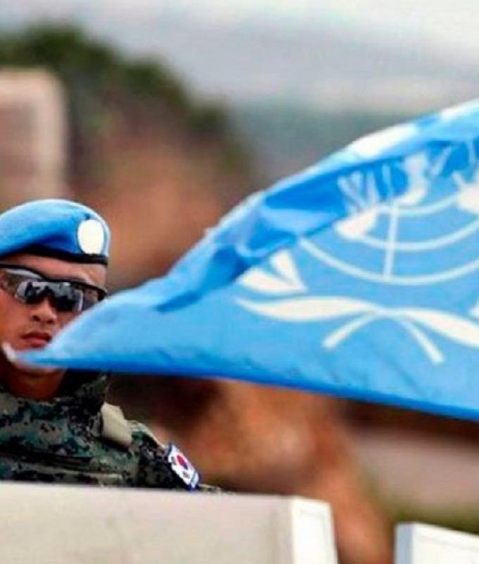 اليونيفيل تؤكد التزامها بمهمتها خلال تأبين الجندي الفرنسي