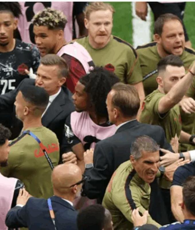 فيديو مروّع من كأس العالم.. لاعب كندي كُسرت رجله واشتباكات عنيفة