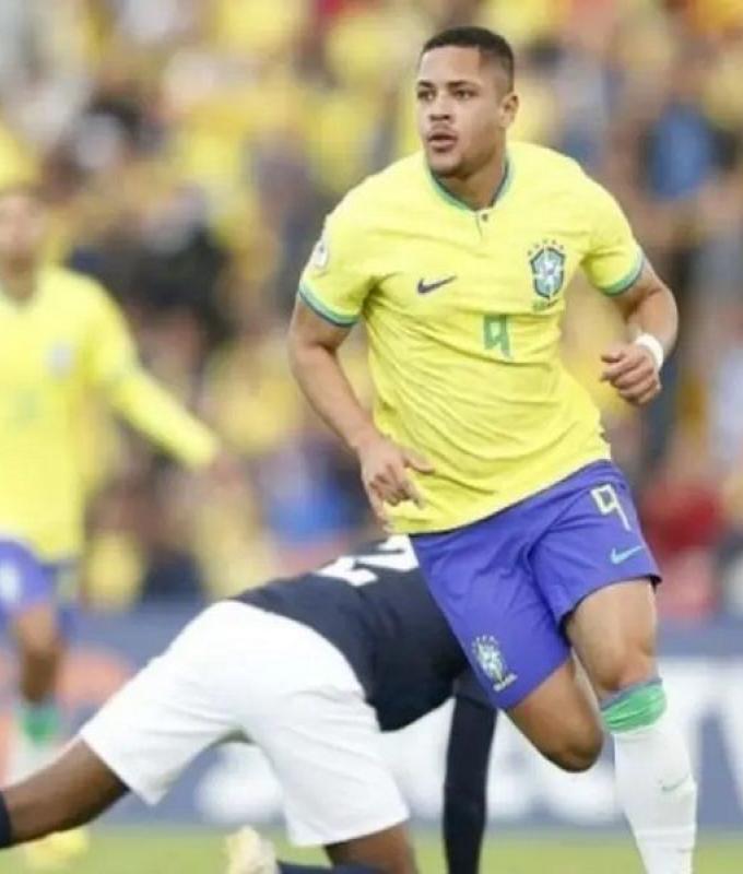 تأهل البرازيل والمغرب إلى دور الـ32 في كأس العالم