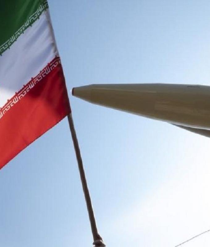 الجيش الايراني استهدف مواقع أميركية في الكويت