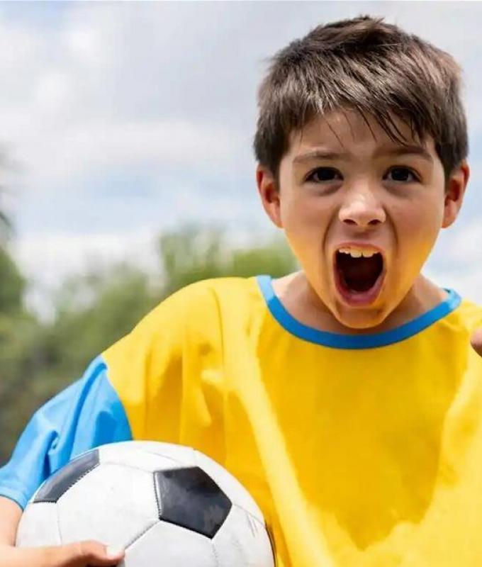 طفلك لا يحب الرياضة؟ كيف تدعمه بعيداً عن ضغوط الملاعب؟