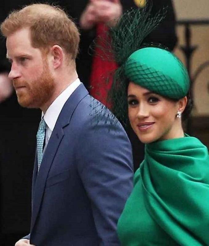 هاري وميغان يعيدان حقائبهما إلى بريطانيا