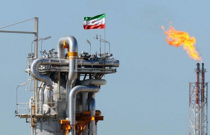 إيران تستعد لإبرام اتفاقيات نفطية بـ 1.2 مليار دولار