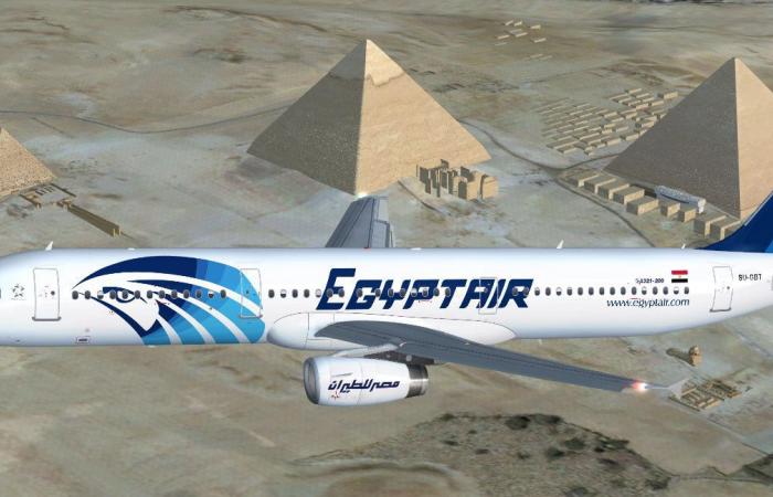 مصر للطيران تسير رحلات مكثفة لنقل 8900 راكب