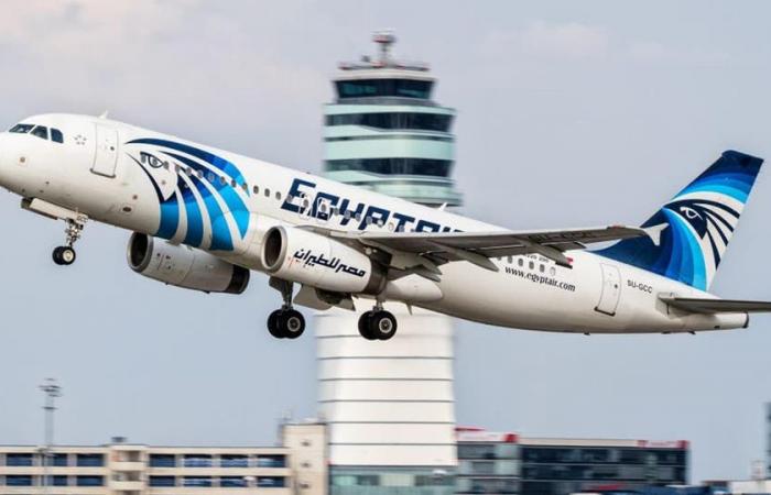 مصر للطيران تخفض أسعارها 20%