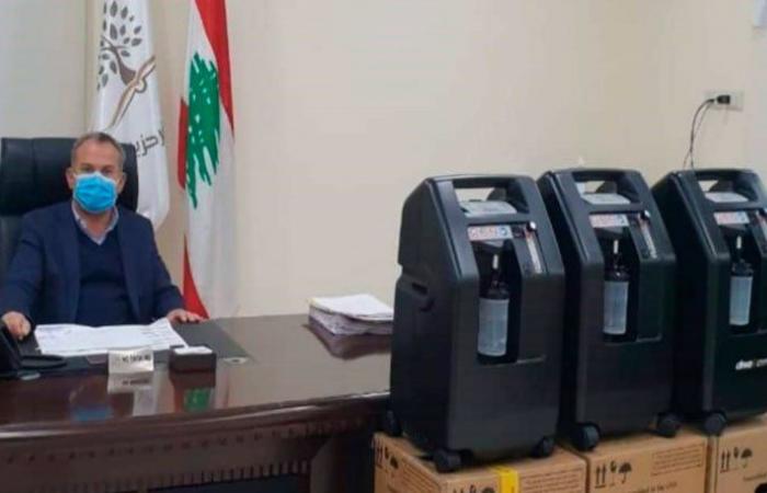 بلدية كفرحزير تتسلم 3 أجهزة تنفس اصطناعي ‏