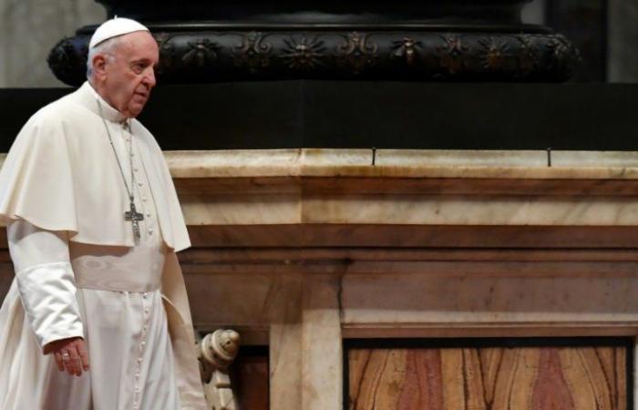 التفجيرات في العراق لمنع زيارة البابا فرنسيس؟