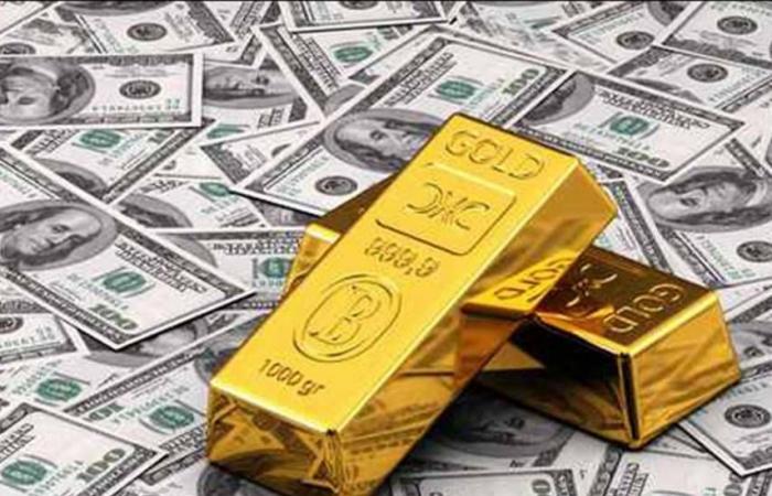 الذهب يصعد مع ضعف الدولار