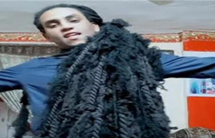 شاهد – صاحب أطول شعر في مصر