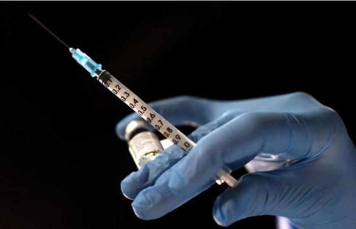 12 دولة تستأنف التطعيم بلقاح أسترازينيكا