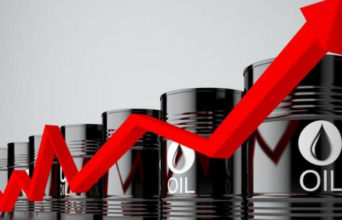 أسعار النفط ترتفع 1% مع انتهاء أزمة قناة السويس