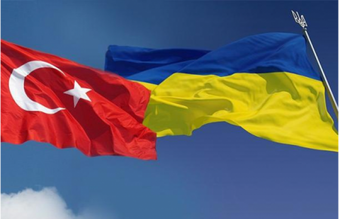 هل أرسلت تركيا 7 آلاف سوري إلى أوكرانيا لمحاربة الروس؟