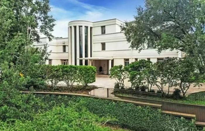 لبناني يعرض قصرا كان لأمير سعودي للبيع بتكساس – شاهد