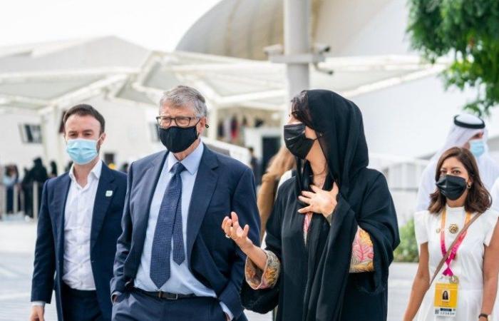 بيل غيتس يزور معرض إكسبو دبي – صور