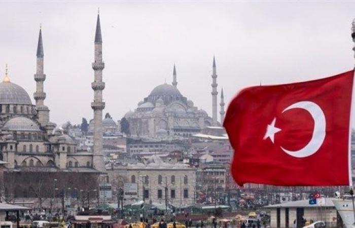 تركيا تنصح البنوك التجارية بعدم توزيع أرباح الأسهم في 2021