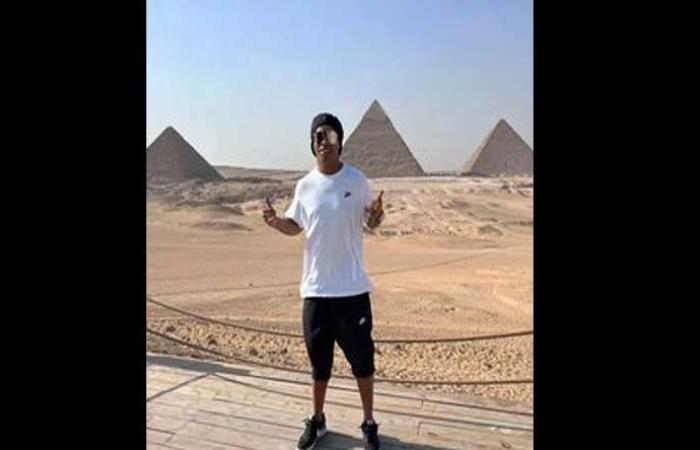 رونالدينيو يشيد بجمال مصر