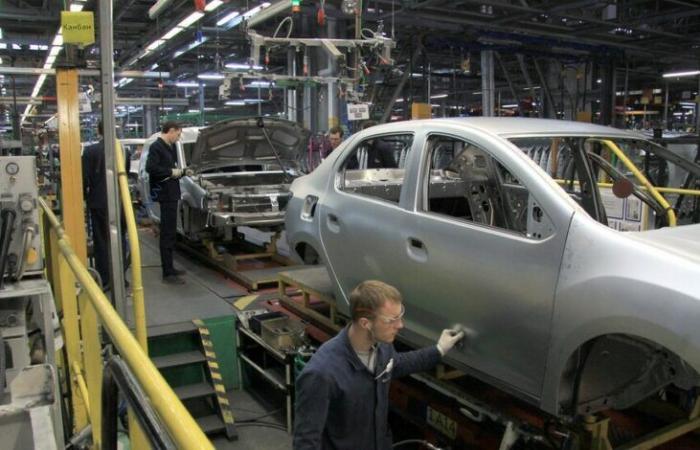 تحالف روسي تركي إيراني لصناعة السيارات