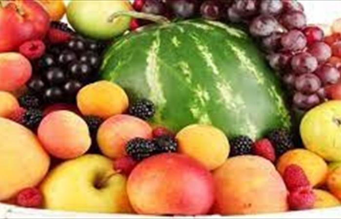 فاكهة صيفية تساعد على الوقاية من أمراض القلب والسكري... ما هي؟