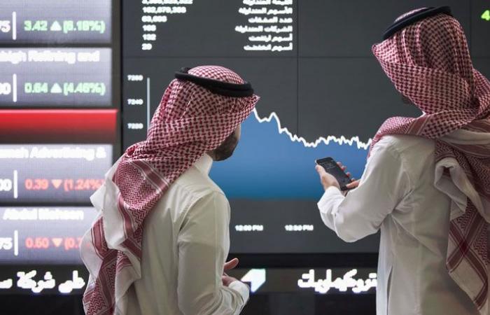 أسواق الخليج تهبط بعد احتمالية رفع “الفيدرالي الأميركي” أسعار الفائدة