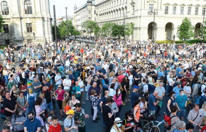 دولة أوروبية تخطط لسحب جنسية بعض مواطنيها.. اكتشفوا من هي!