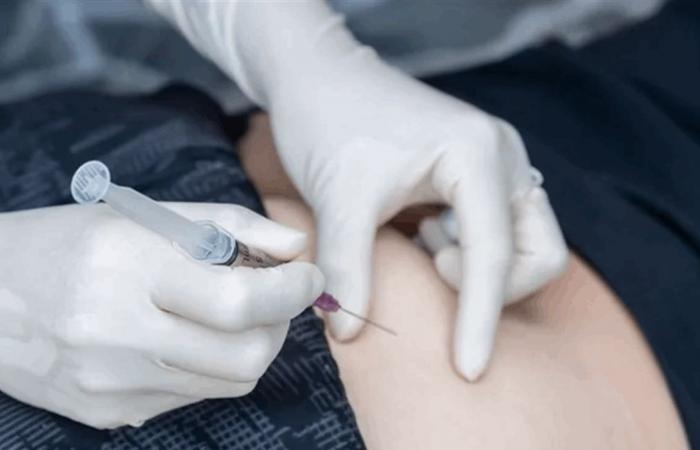 داخل منزله.. أجرى لها عملية تجميل وتركها تموت!