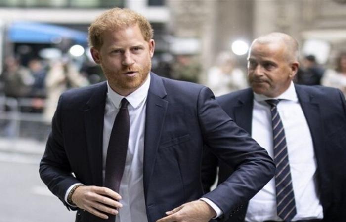 فتح تحقيق بشأن منظمة خيرية أسسها الأمير هاري