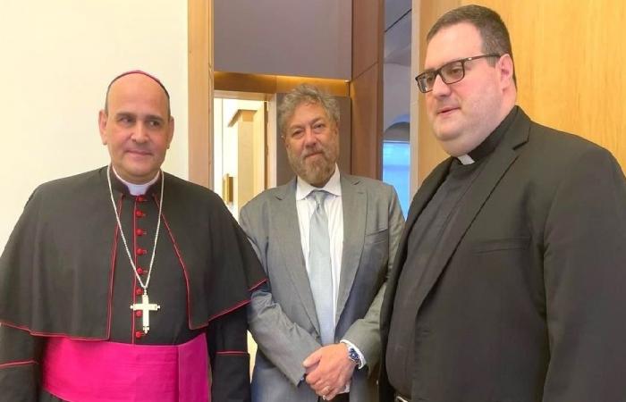 افرام زار السفارة البابوية معزيا: مُوحد أبناء الله من كل الديانات