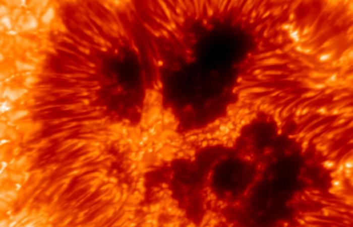 من أكبر تلسكوب بالعالم.. شاهدوا سطح الشمس بصورة أولى غير مسبوقة!