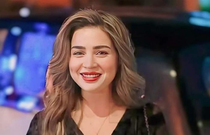 مي عز الدين تعود للتفاعل مع جمهورها بعد الغياب