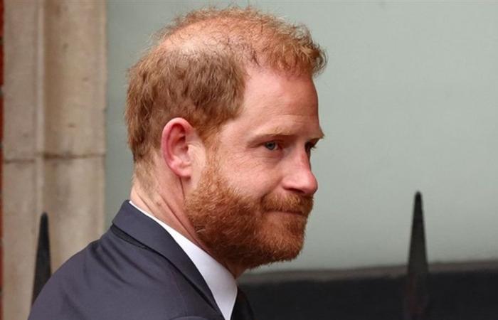 بعد شنه هجمات لاذعة.. "ردّ نادر" من قصر باكنغهام على ادعاءات الأمير هاري