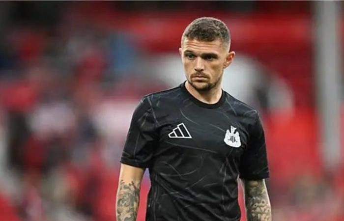 بعد قضاء ليلة برفقة ممثلة إباحية... نجم نيوكاسل ينفصل عن زوجته (صور)