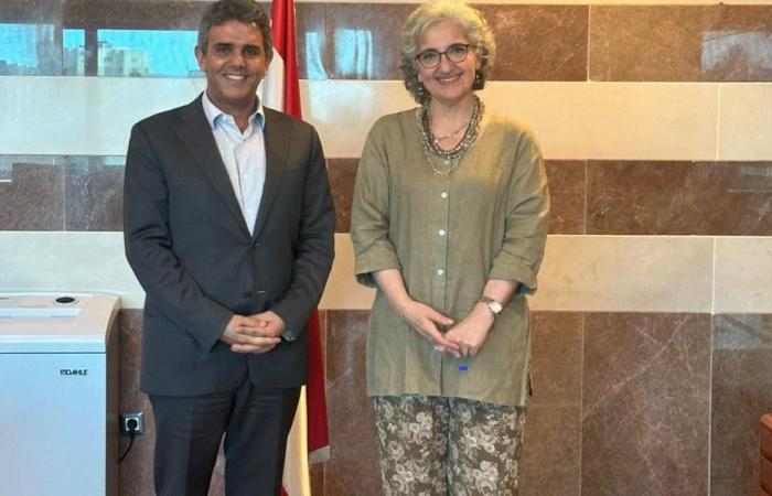 شؤون تربوية بين الحواط وكرامي