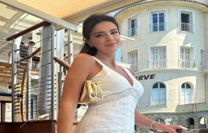 ملكة جمال لبنان السابقة حامل بطفلها الأوّل... هكذا أعلنت الخبر (فيديو)