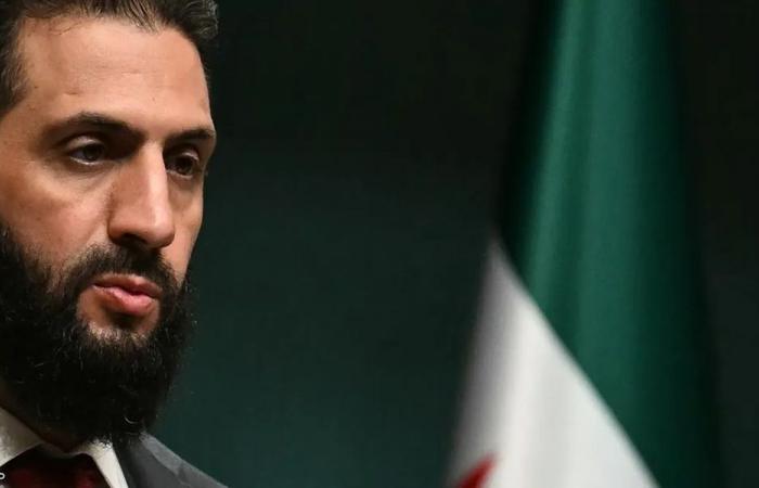 “سيارات فخمة”.. الشرع للموظفين: سلّموا المفاتيح وإلا التحقيق!