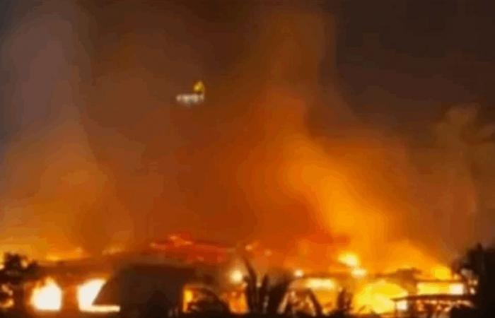 بالفيديو.. حريق مروّع داخل ملهى ليلي في الهند