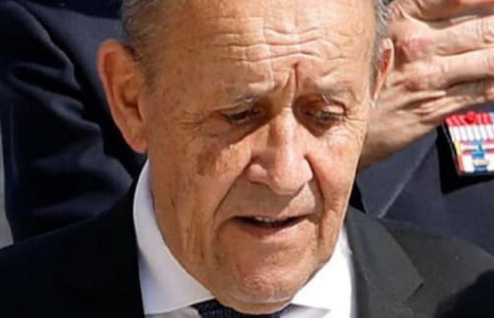 لودريان يطالب بمراقبة عمل الجيش في الجنوب