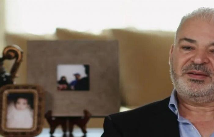 بالفيديو... هكذا احتفل نقيب الفنانين السوريين بمرور عام على سقوط الأسد