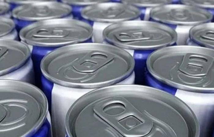 مشروبات الطاقة… قنبلة كافيين تضع القلب والدماغ على المحك