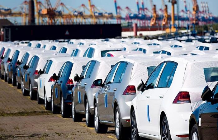 الحجوزات على السيارات السياحية المستأجرة “مفولة”