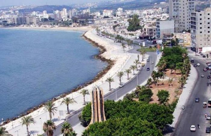 إخلاء مبنى جنوب صور بعد رسالة هاتفية