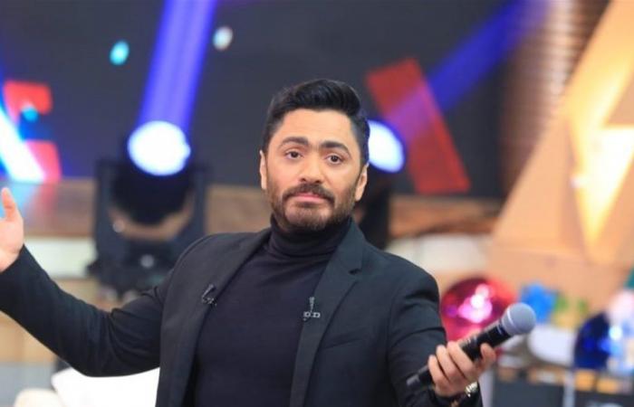 سيُغنّي جالساً... هذه آخر تطورات الحالة الصحيّة لتامر حسني