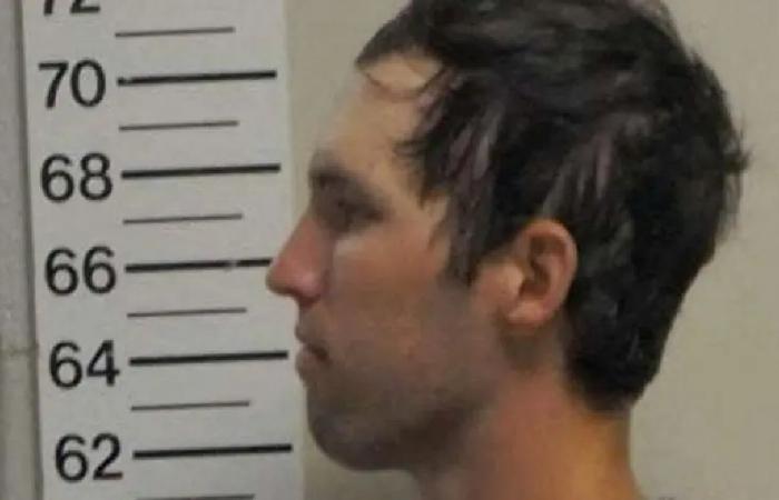 المتهم بقتل تشارلي كيرك يمثل أمام المحكمة حضوريا لأول مرة