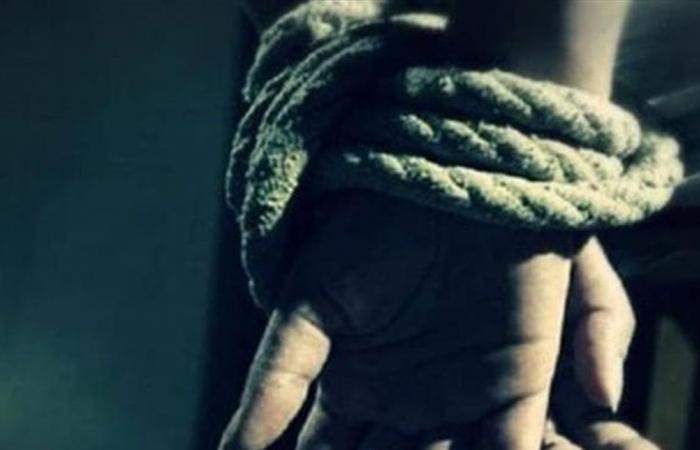 من داخل الحافلة.. مسلحون مجهولون يختطفون 18 راكبًا!