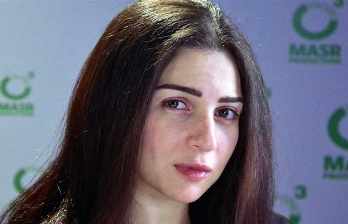 مي عز الدين تعلن انسحابها من الموسم الرمضاني