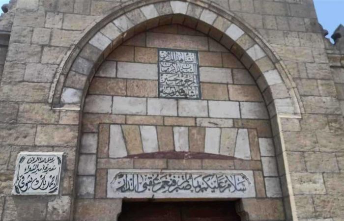 هدم مقبرة أحمد شوقي يثير جدلاً واسعاً في القاهرة… والسلطات توضح