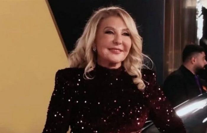 نادية الجندي تُقاضي الفنانة فريال يوسف