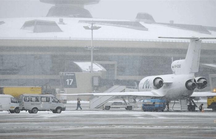 ثلوج موسكو تربك الملاحة.. تأخير أكثر من 50 رحلة