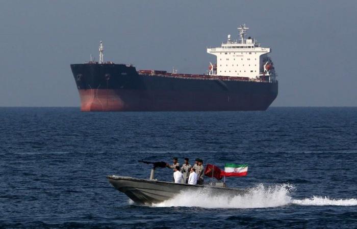 إيران تحتجز ناقلة نفط في الخليج
