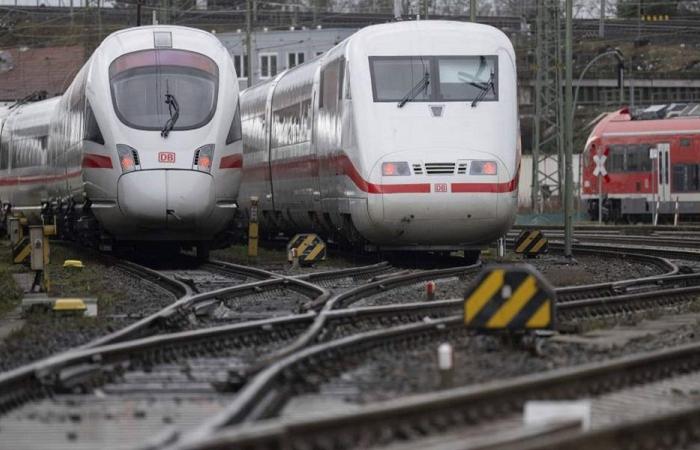 خروج قطار ركاب عن سكته في جنوب المكسيك